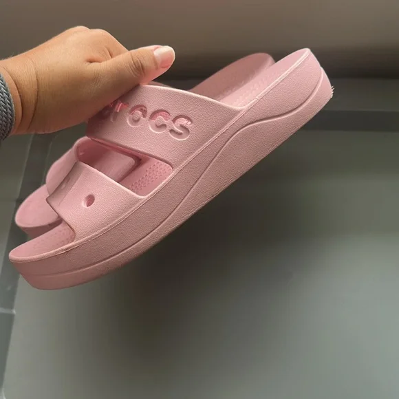 CROCS Light Pink Platform Slide Sandals - Picture 5 of 6